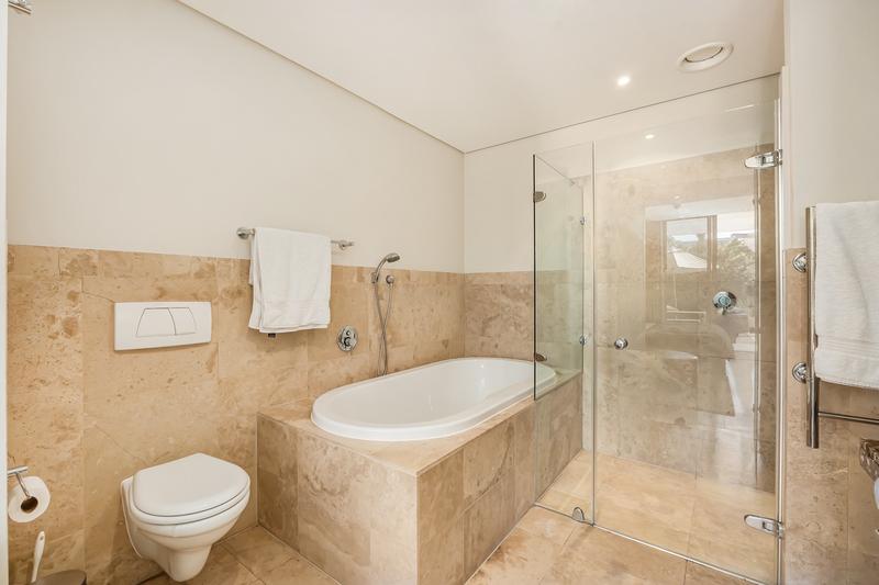 To Let 2 Bedroom Property for Rent in Waterfront Western Cape
